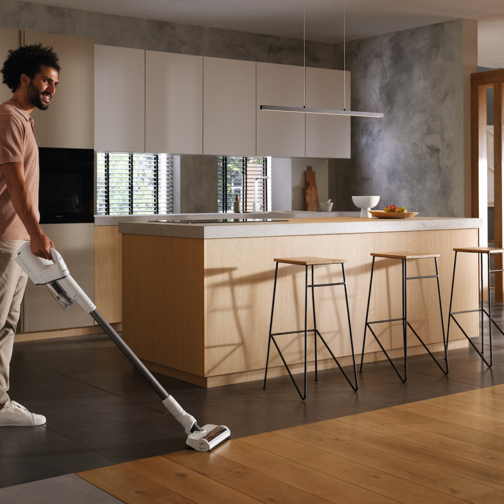 20000203222 Miele Duoflex HX1 Extra Cordless Stick Vacuum – Brilliant White, Grab&Go, 55-Min Runtime