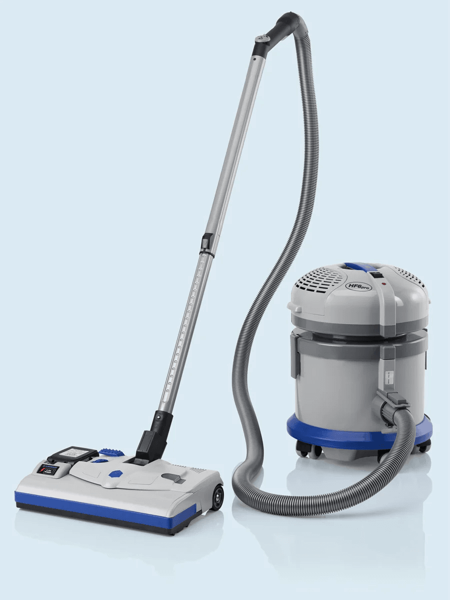 Lindhaus HF6 Pro eco FORCE canister vacuum with PB14e L-ION battery power brush attached