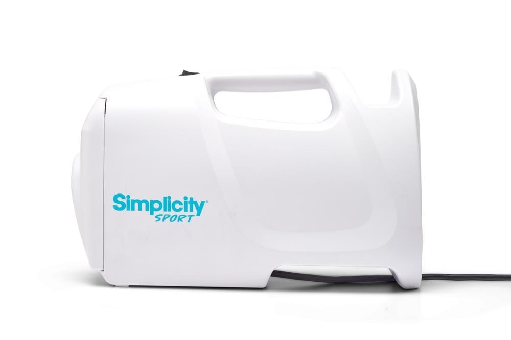sport_10.jpg Simplicity S100 Sport portable canister vacuum cleaning a vehicle