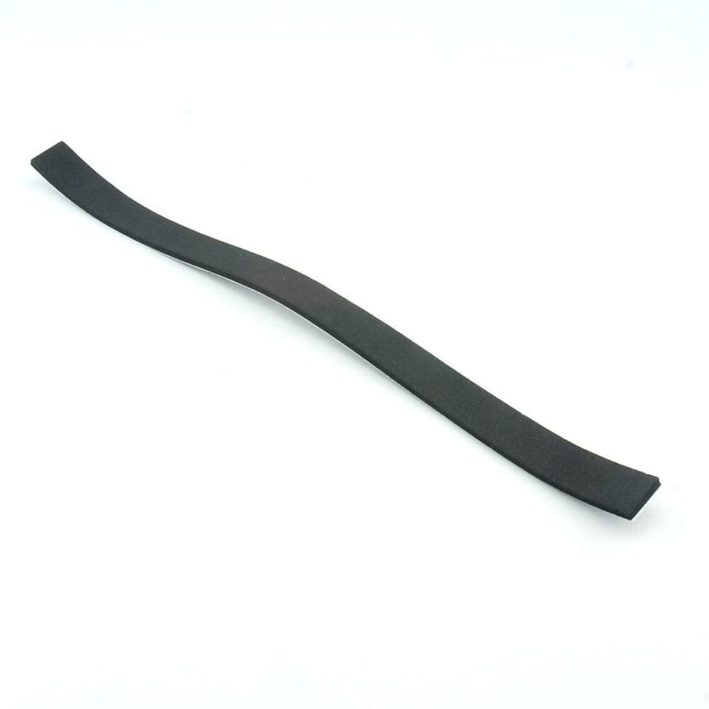 b388-4900_lrg.jpg Riccar R30 - CAM Rear Strip Seal - B388-4900